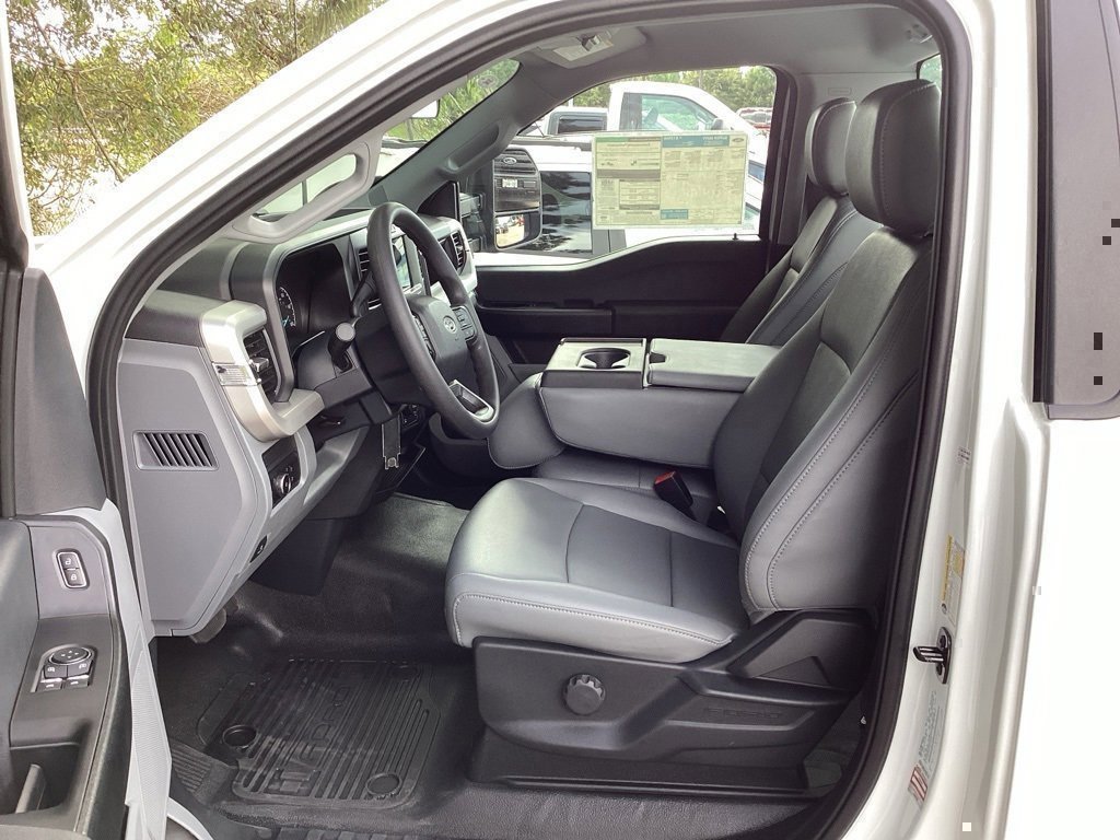 New 2025 Ford F250 XL w/ FX4 Off-Road Package image 24