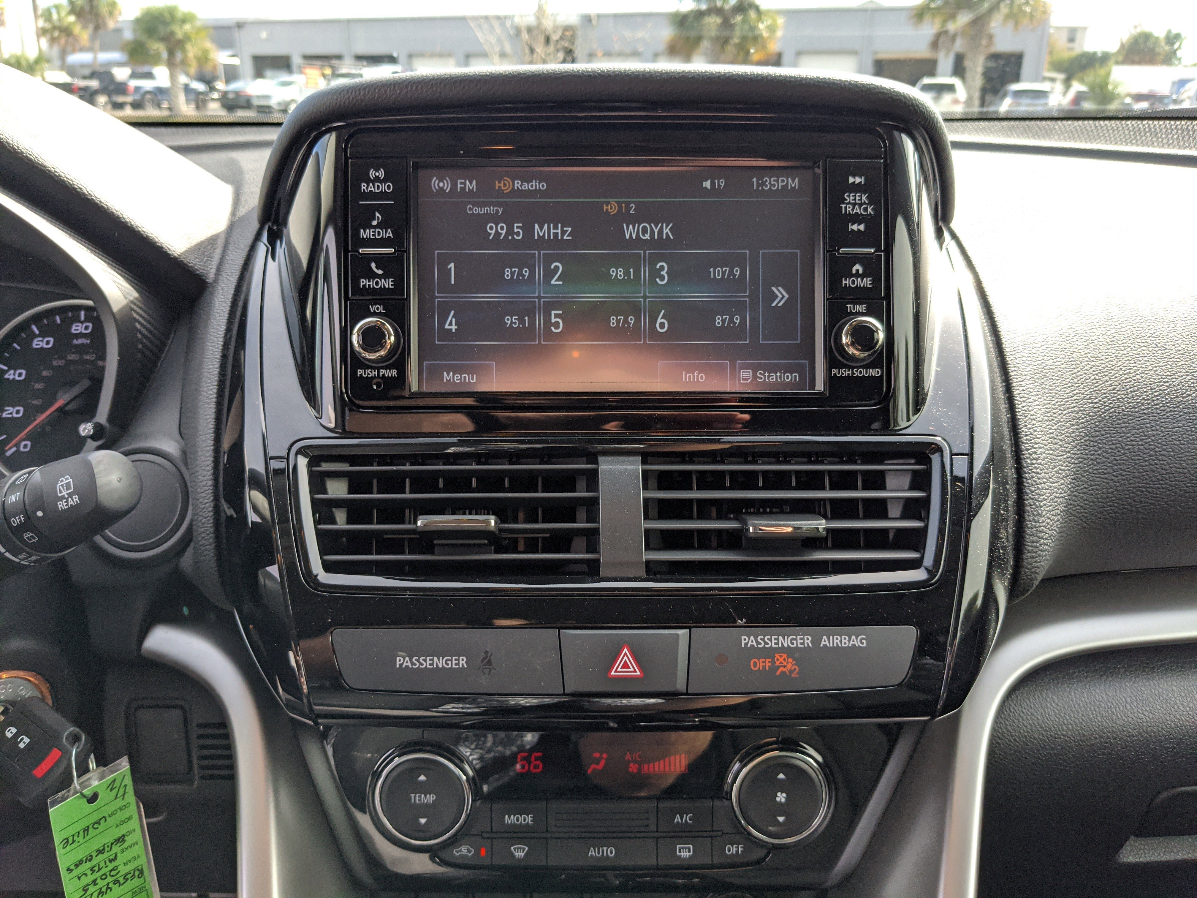 Used 2025 Mitsubishi Eclipse Cross ES image 24