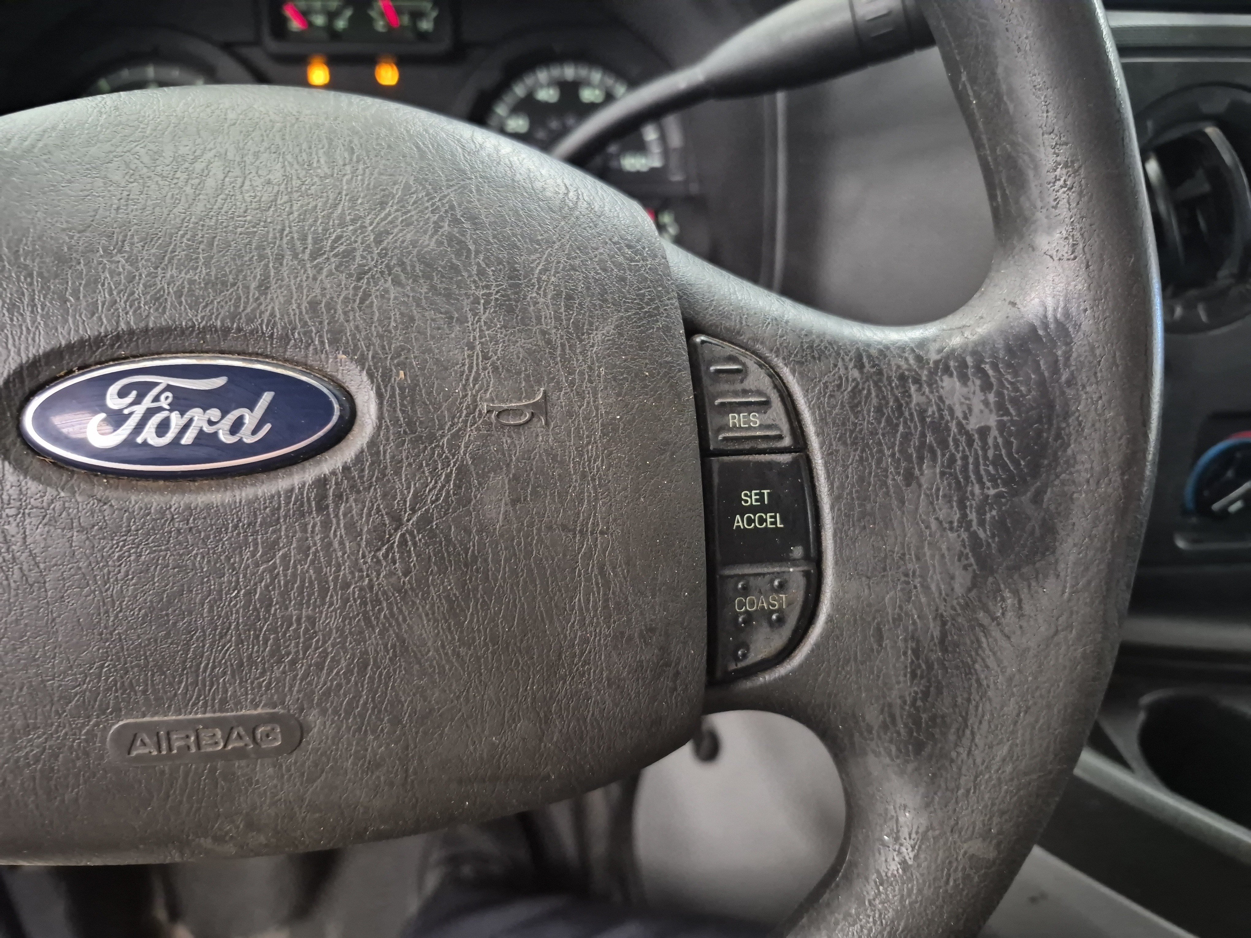 Used 2014 Ford E-250 and Econoline 250 RWD image 22