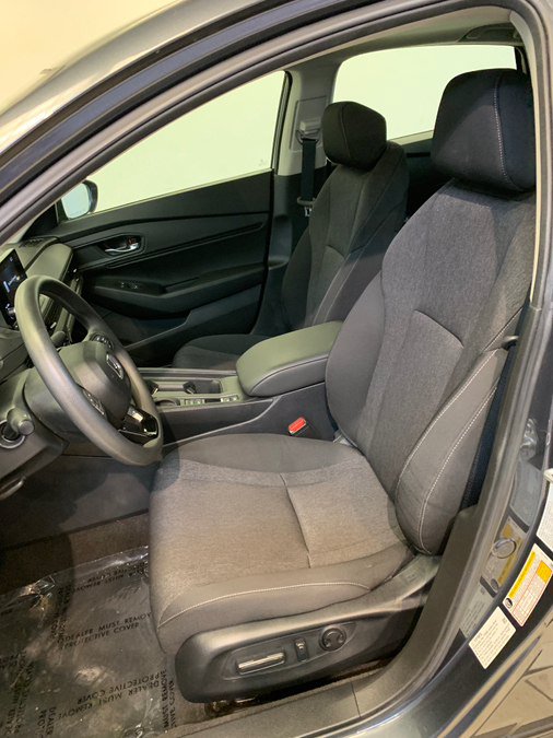 Used 2025 Honda Accord SE image 17