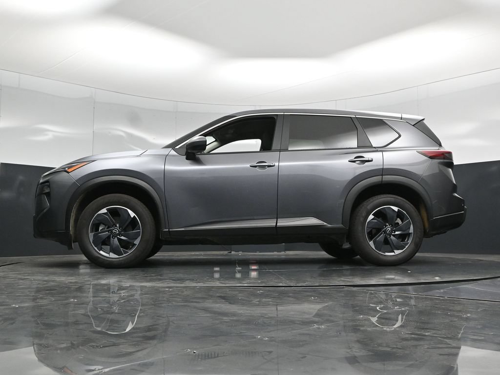 Used 2025 Nissan Rogue SV AWD/4WD image 47