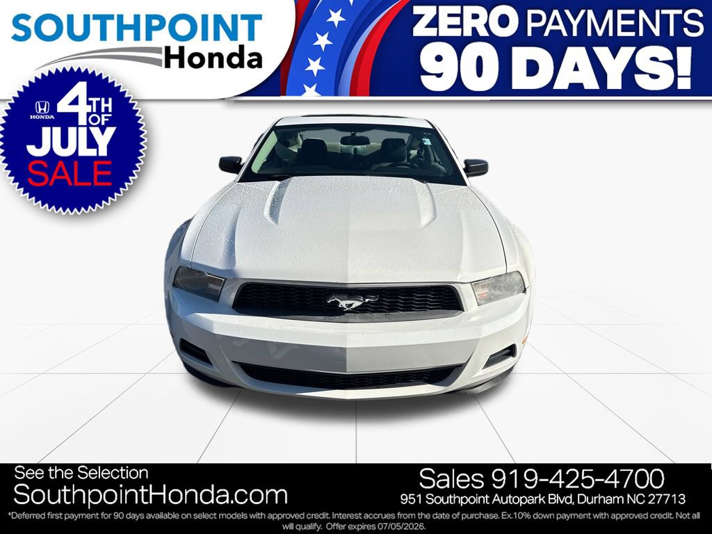 Used 2010 Ford Mustang Premium RWD image 2