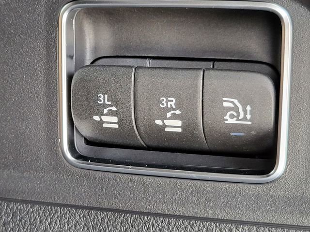 New 2025 Mercedes-Benz GLS 450 4MATIC image 12