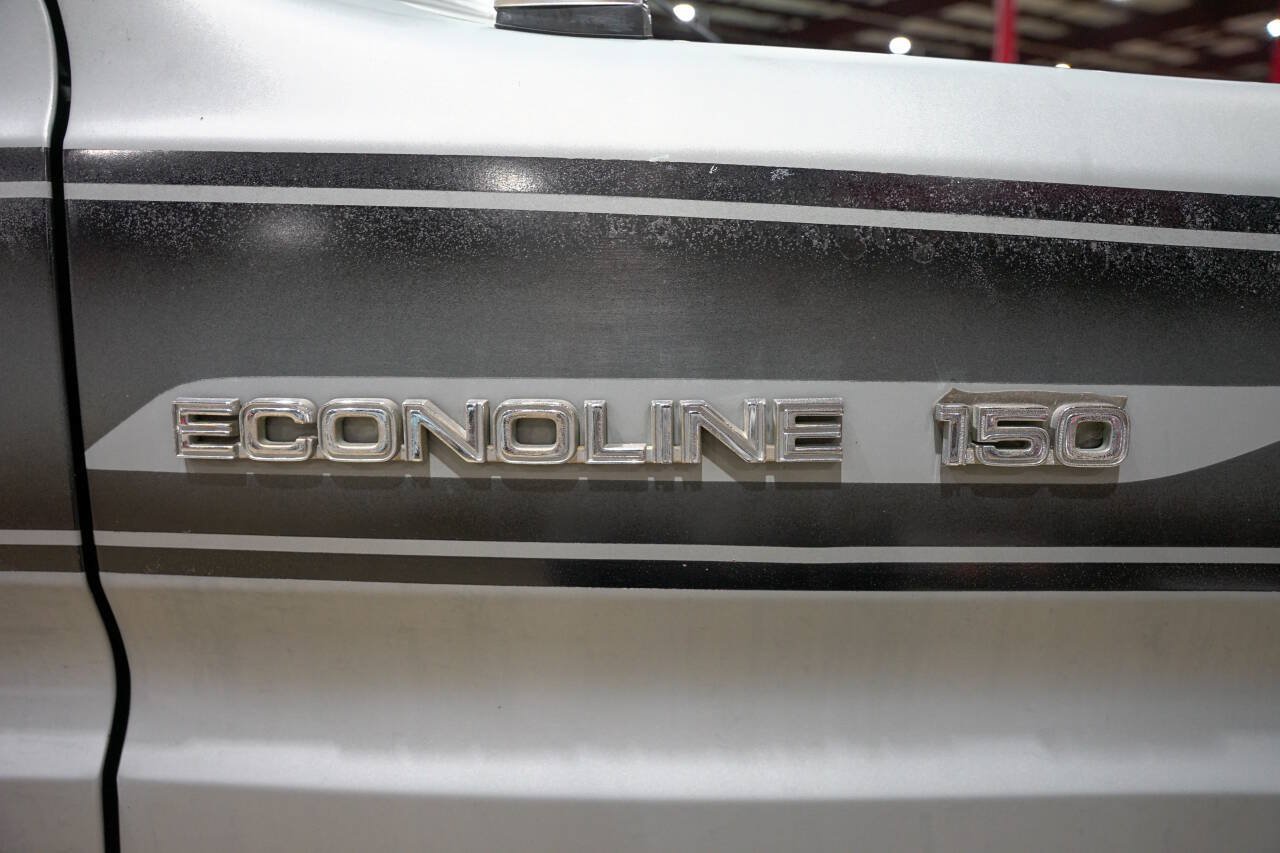Used 1987 Ford E-150 and Econoline 150 RWD image 24