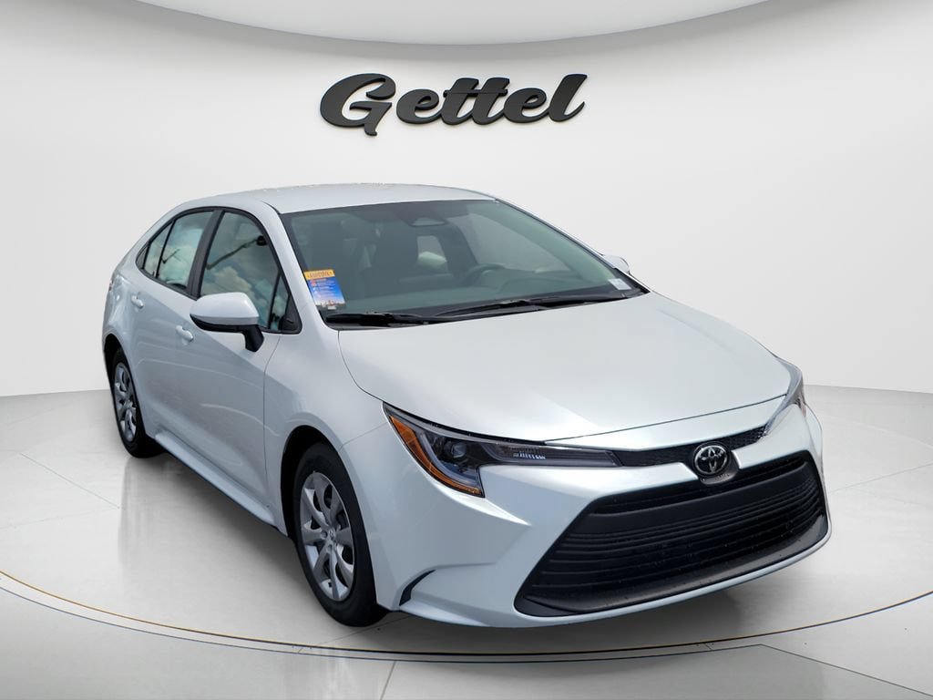 New 2026 Toyota Corolla LE FWD image 3
