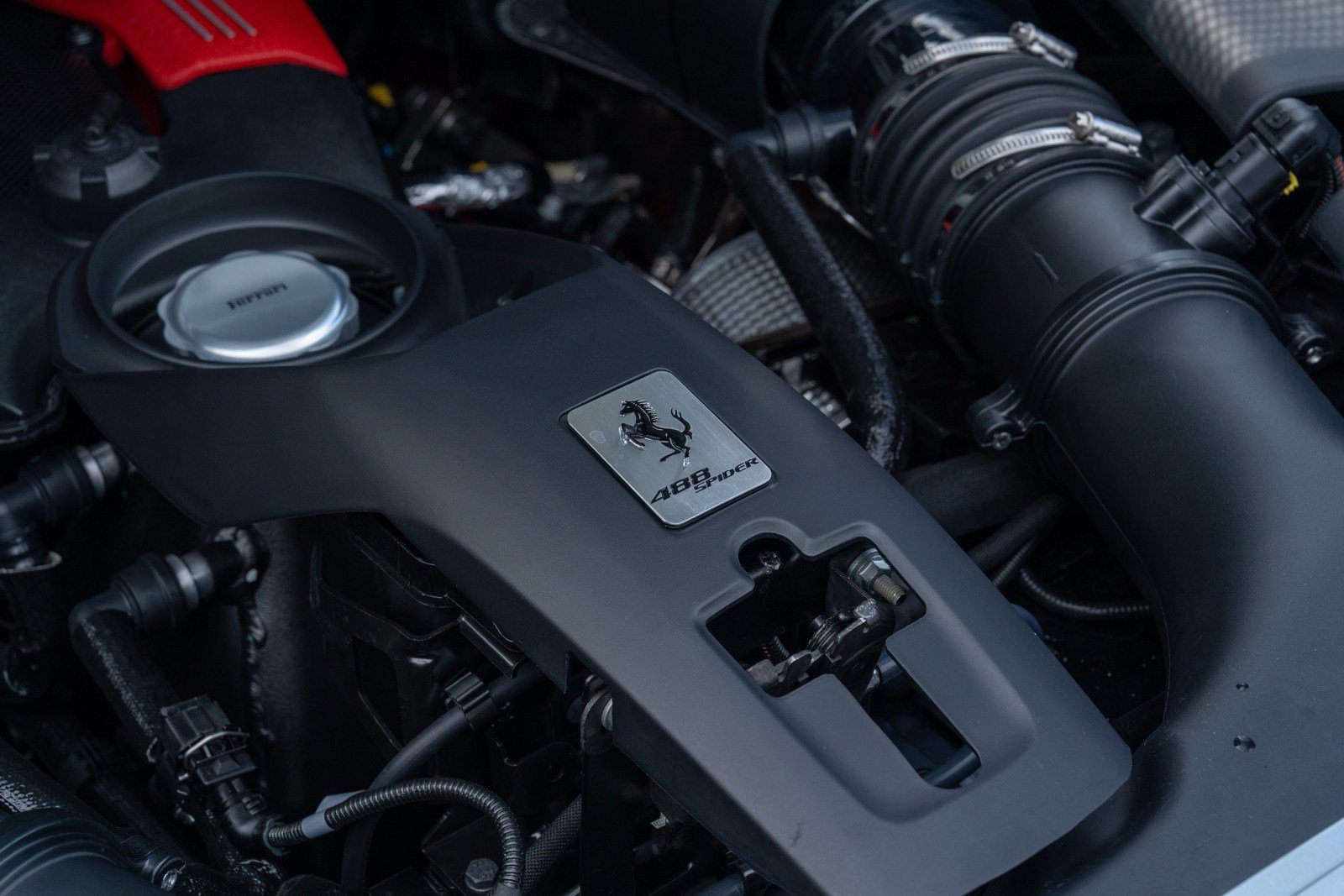 Used 2019 Ferrari 488 Spider RWD image 15