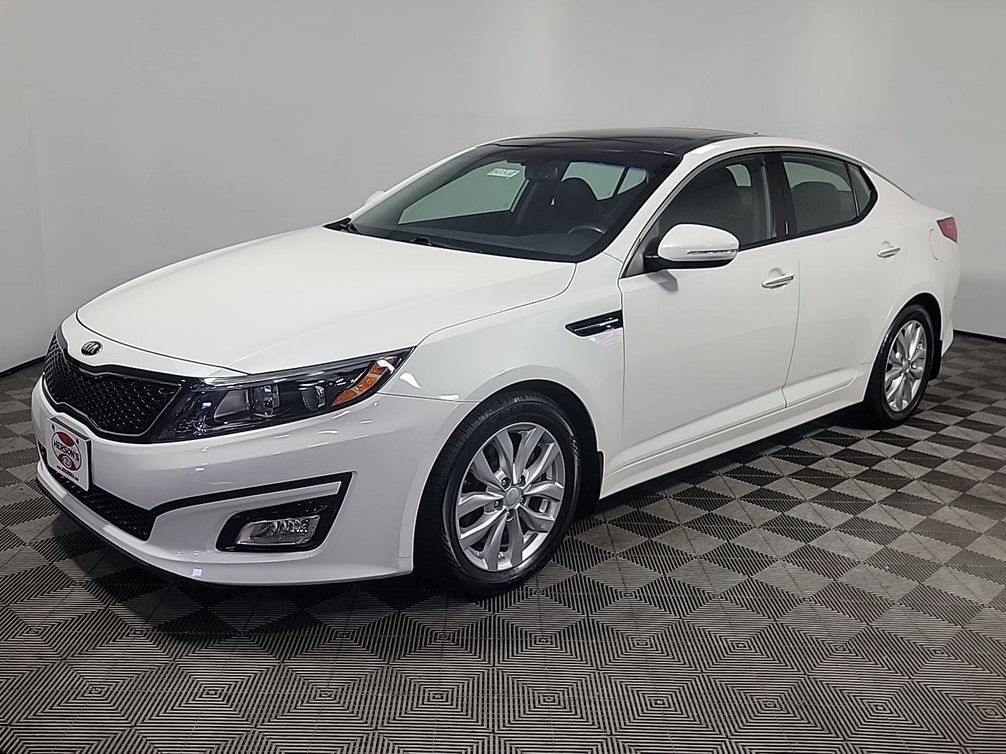 Used 2015 Kia Optima EX w/ EX Premium Package image 11