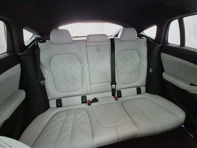 Used 2026 BMW X6 xDrive40i w/ Premium Package AWD/4WD image 23