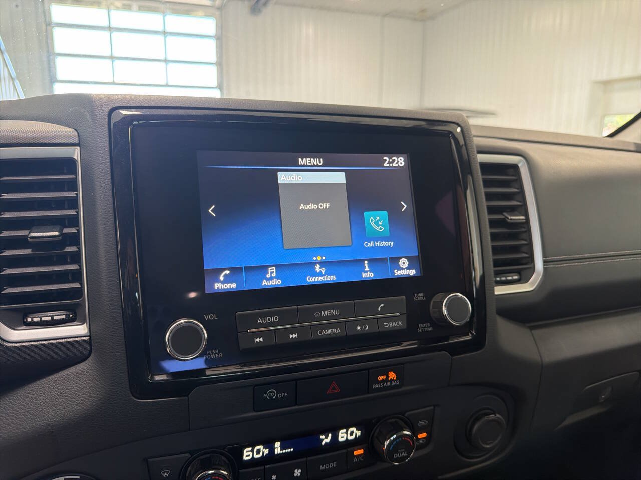 Used 2023 Nissan Frontier SV w/ SV Convenience Package AWD/4WD image 15