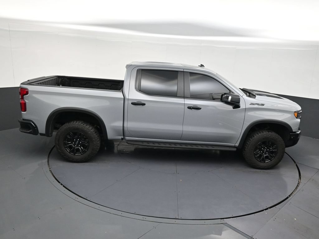 Used 2024 Chevrolet Silverado 1500 ZR2 w/ Technology Package AWD/4WD image 16