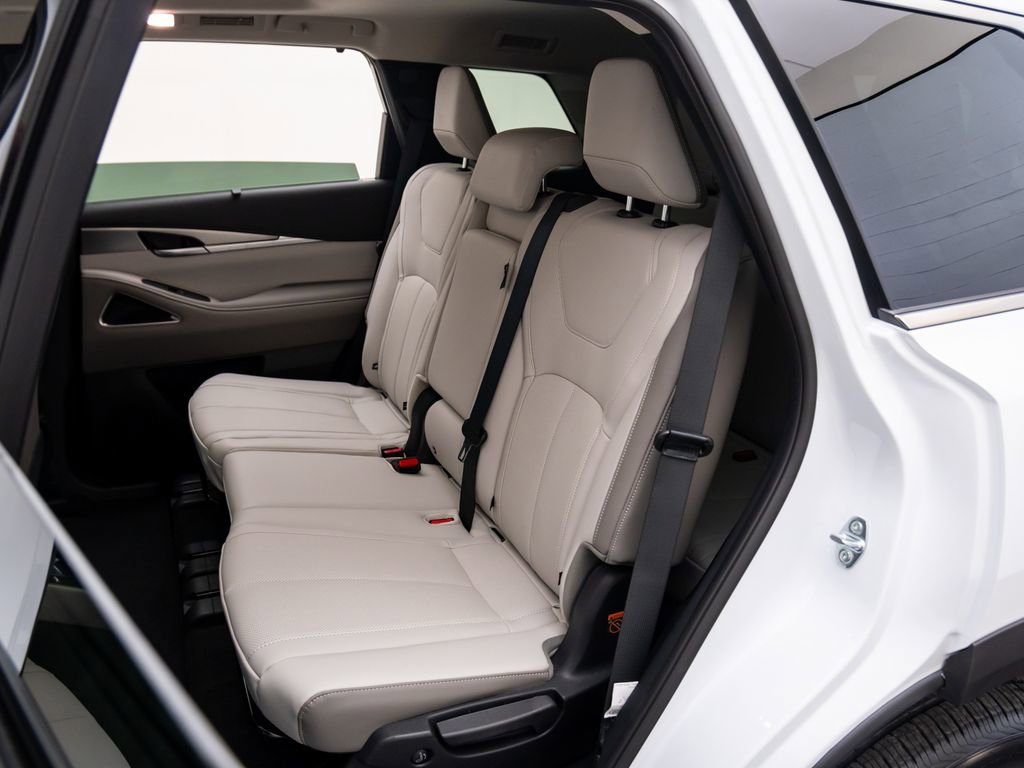 New 2026 INFINITI QX60 Luxe w/ Cargo Package image 17