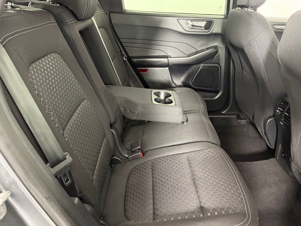 Used 2024 Ford Escape Active image 28