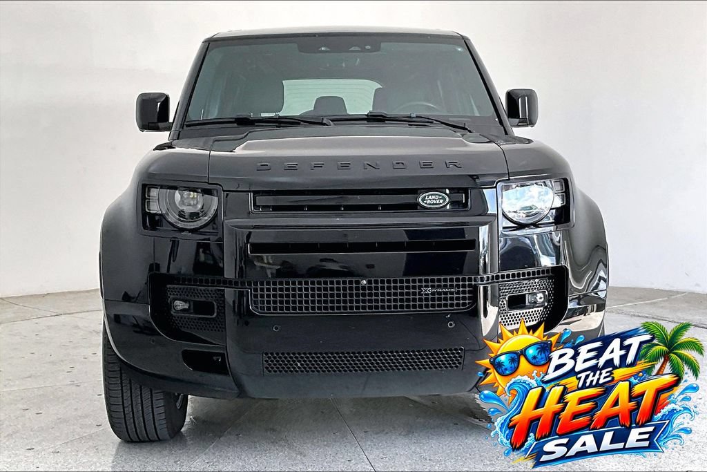Used 2023 Land Rover Defender 110 X-Dynamic SE AWD/4WD image 3