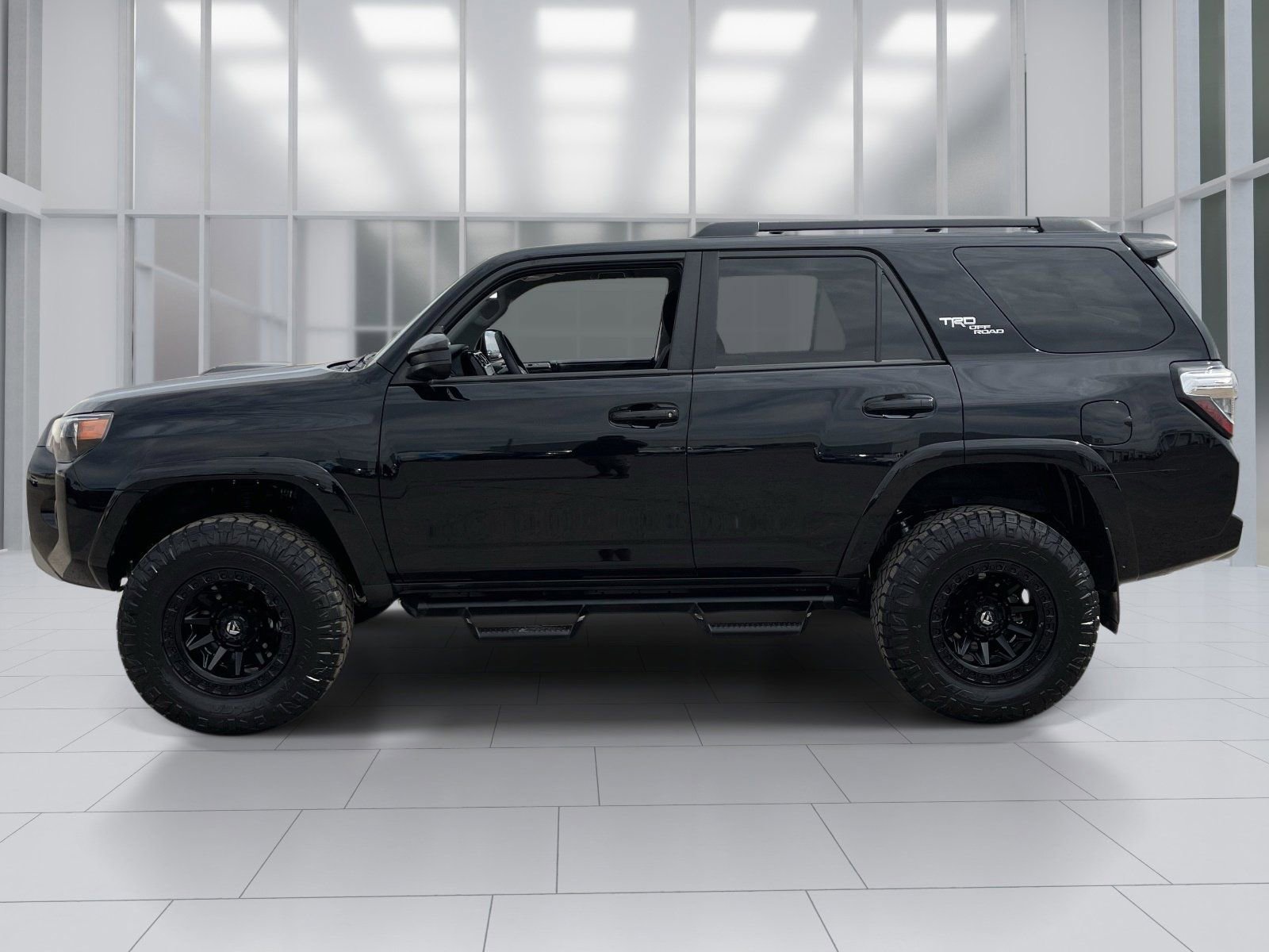 Used 2021 Toyota 4Runner TRD Off-Road AWD/4WD image 3