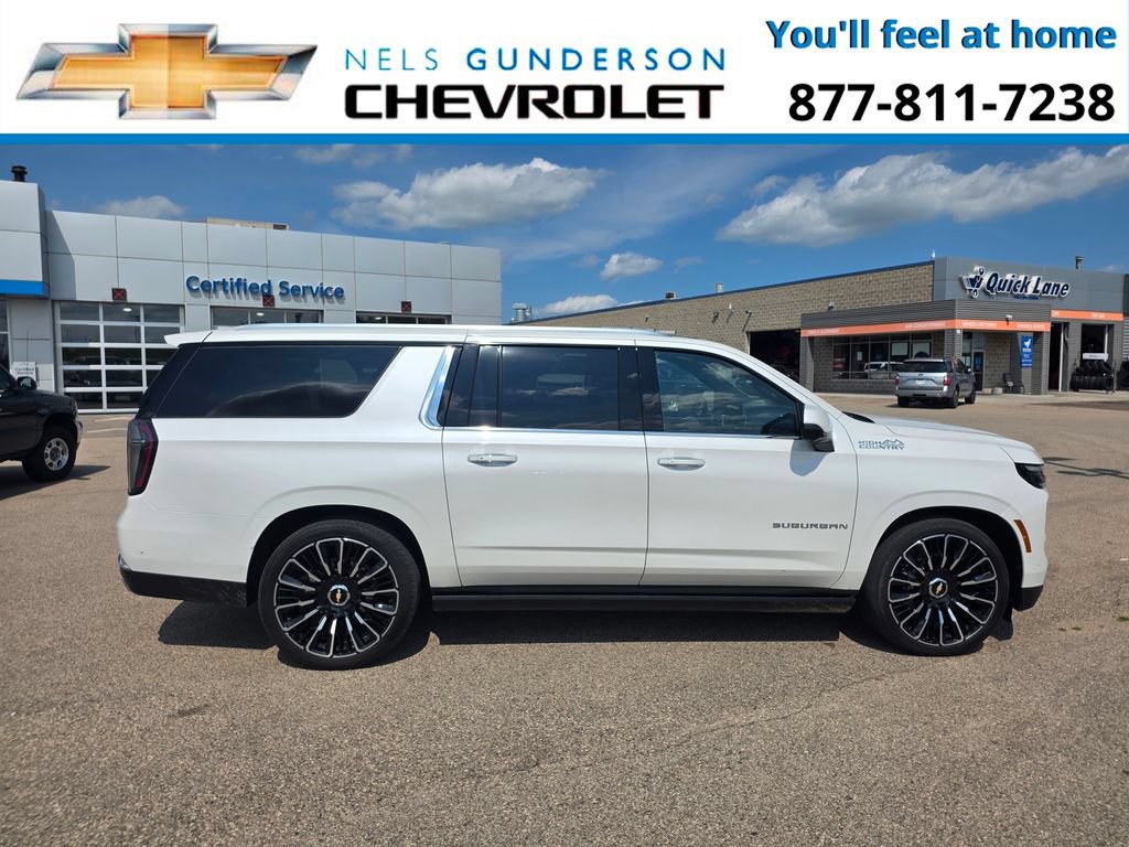 Certified 2025 Chevrolet Suburban High Country AWD/4WD image 7