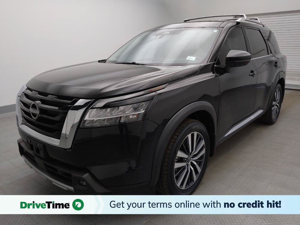 Used 2022 Nissan Pathfinder Platinum w/ Cargo Package FWD image 1