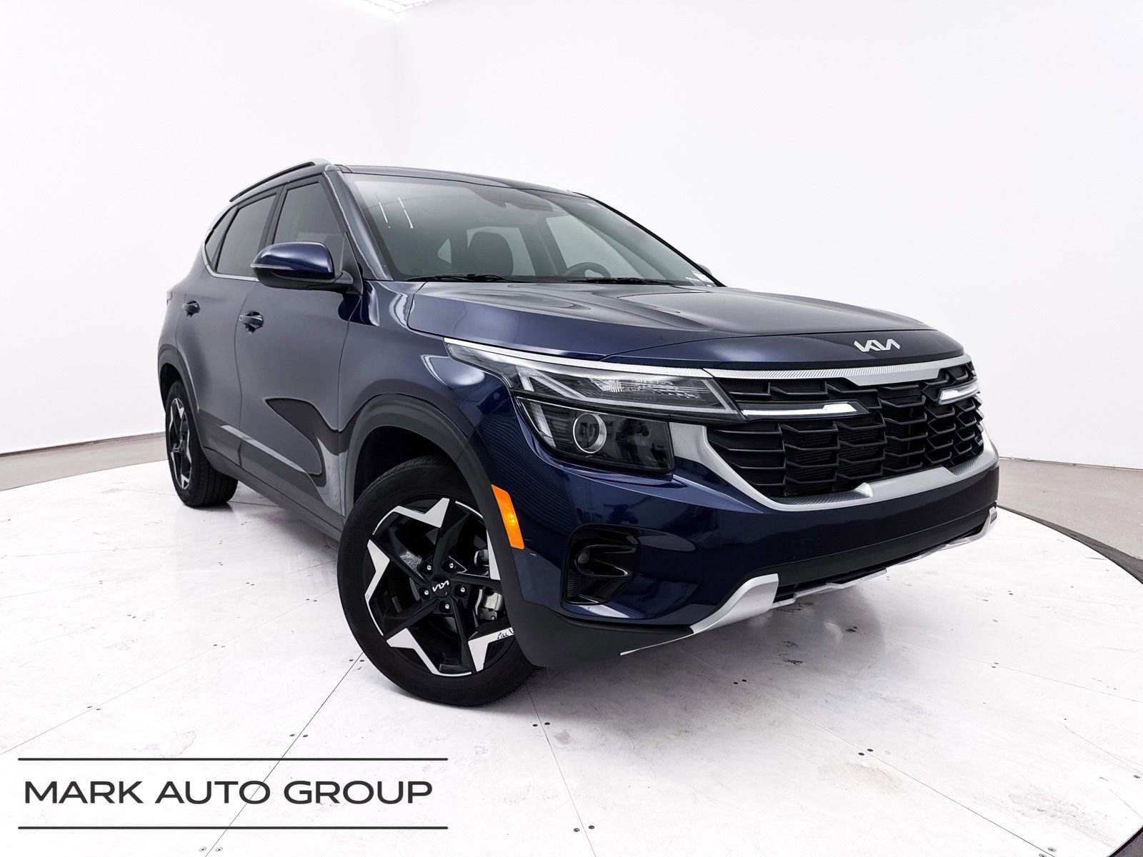 Certified 2024 Kia Seltos EX