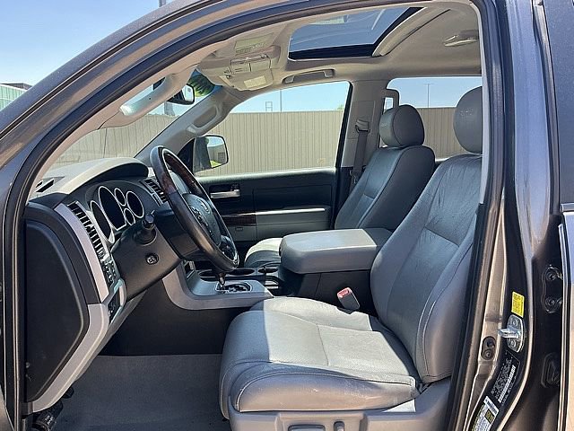 Used 2011 Toyota Tundra Limited w/ Platinum Pkg RWD image 17