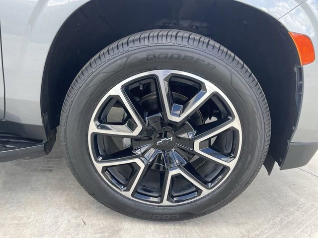 Used 2022 Chevrolet Tahoe RST w/ Luxury Package RWD image 33