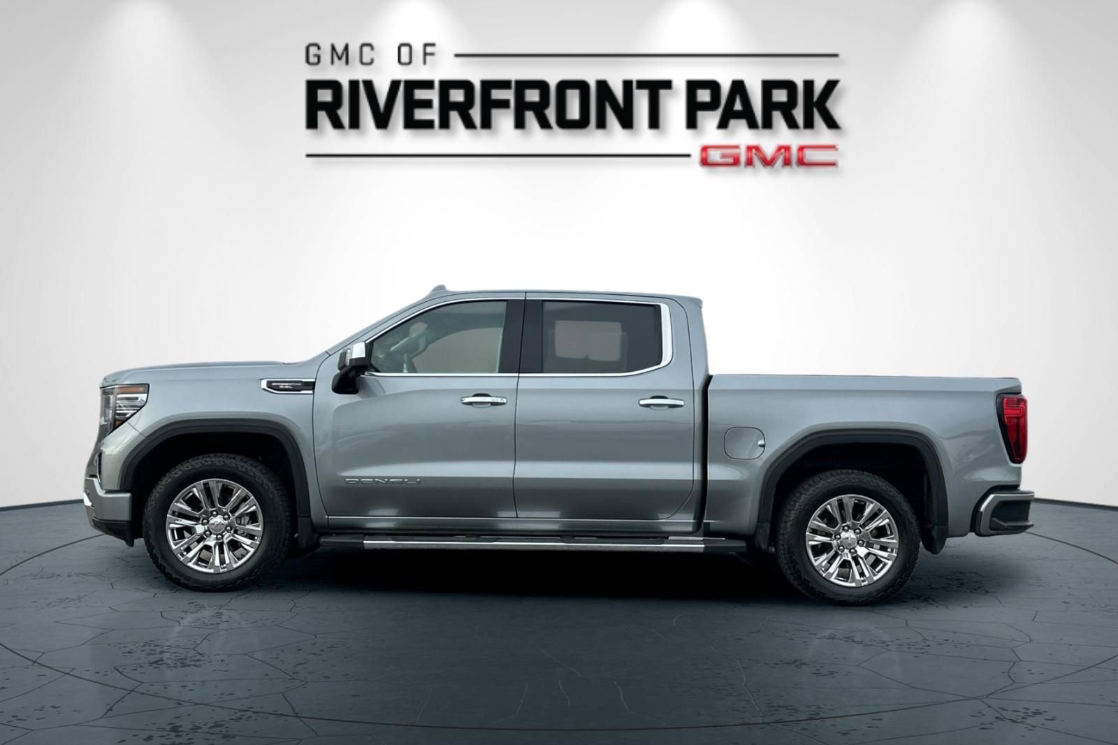 Used 2024 GMC Sierra 1500 Denali w/ Technology Package image 6