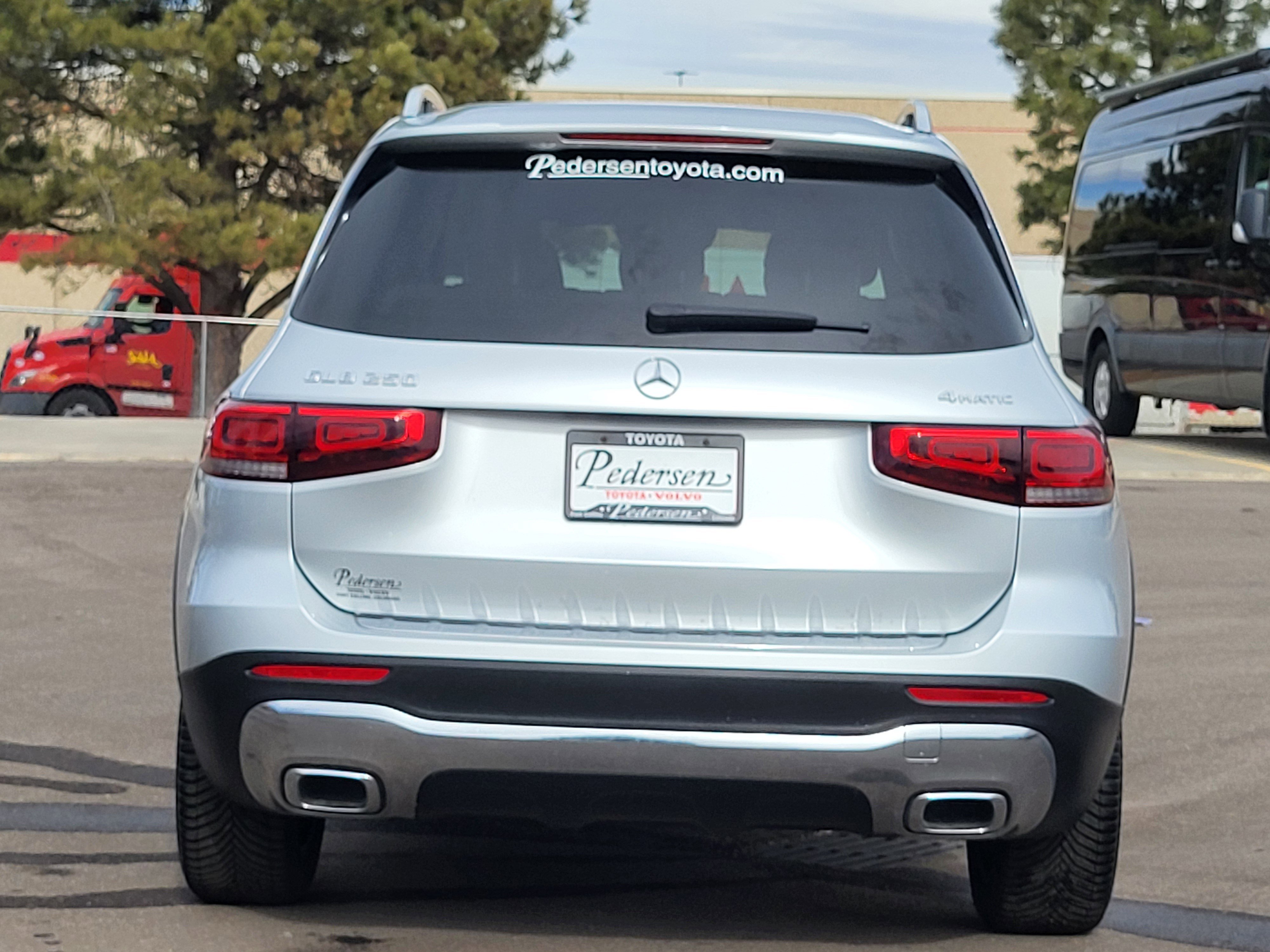 Used 2021 Mercedes-Benz GLB 250 GLB 250 image 4