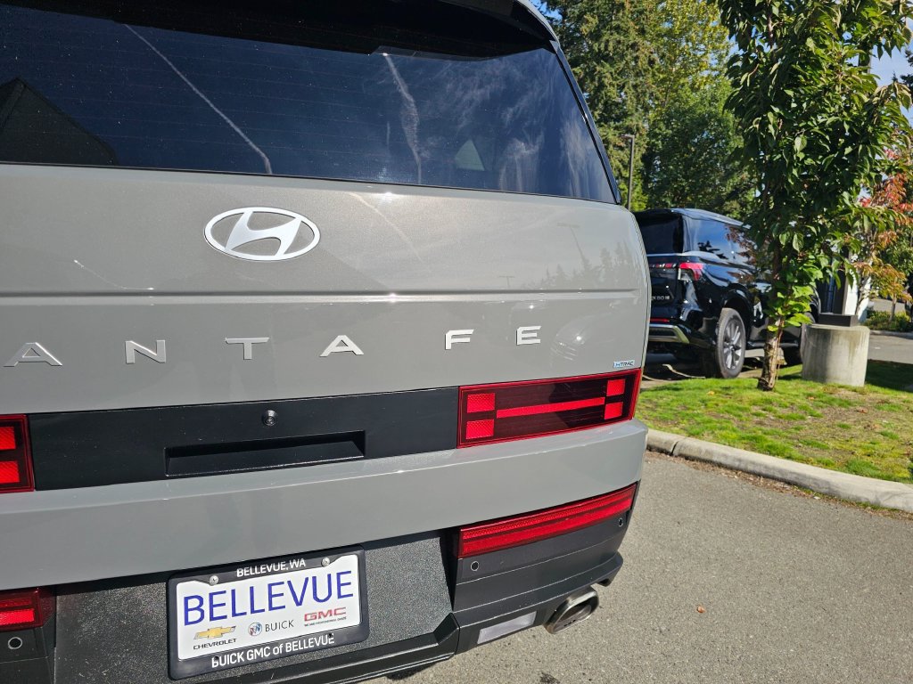 Used 2025 Hyundai Santa Fe SEL AWD/4WD image 15