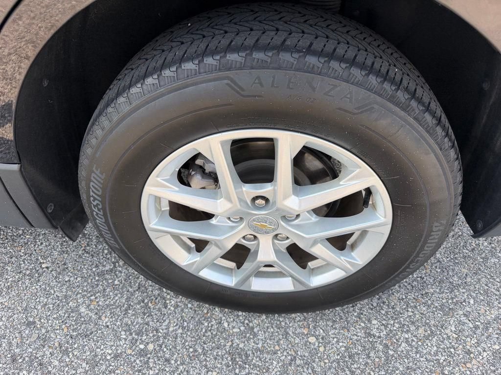 Used 2024 Chevrolet Equinox LT AWD/4WD image 28