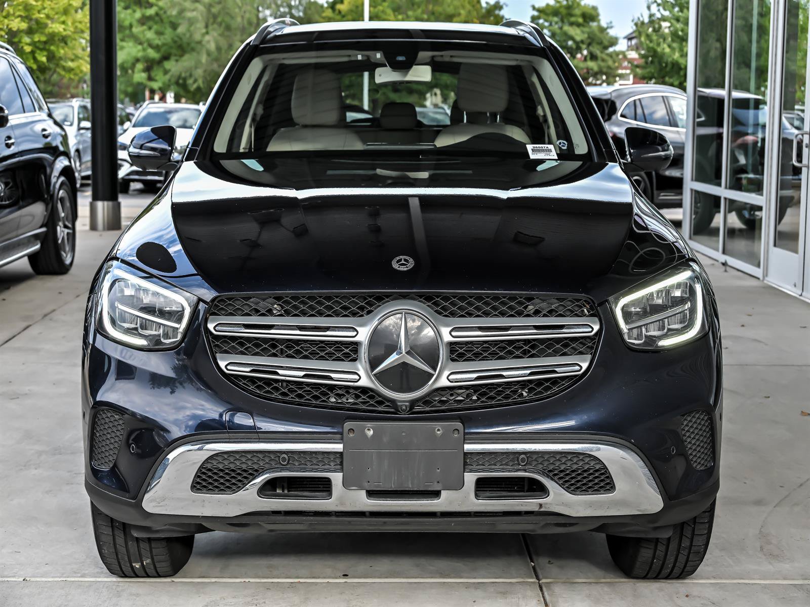 Used 2020 Mercedes-Benz GLC 300 4MATIC image 4