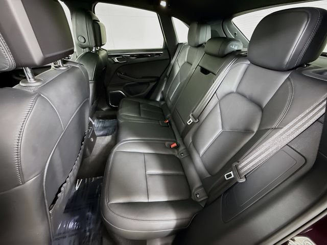 Certified 2025 Porsche Macan S AWD/4WD image 22