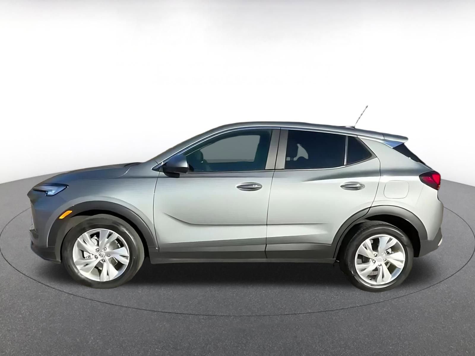 Used 2025 Buick Encore GX Preferred image 9