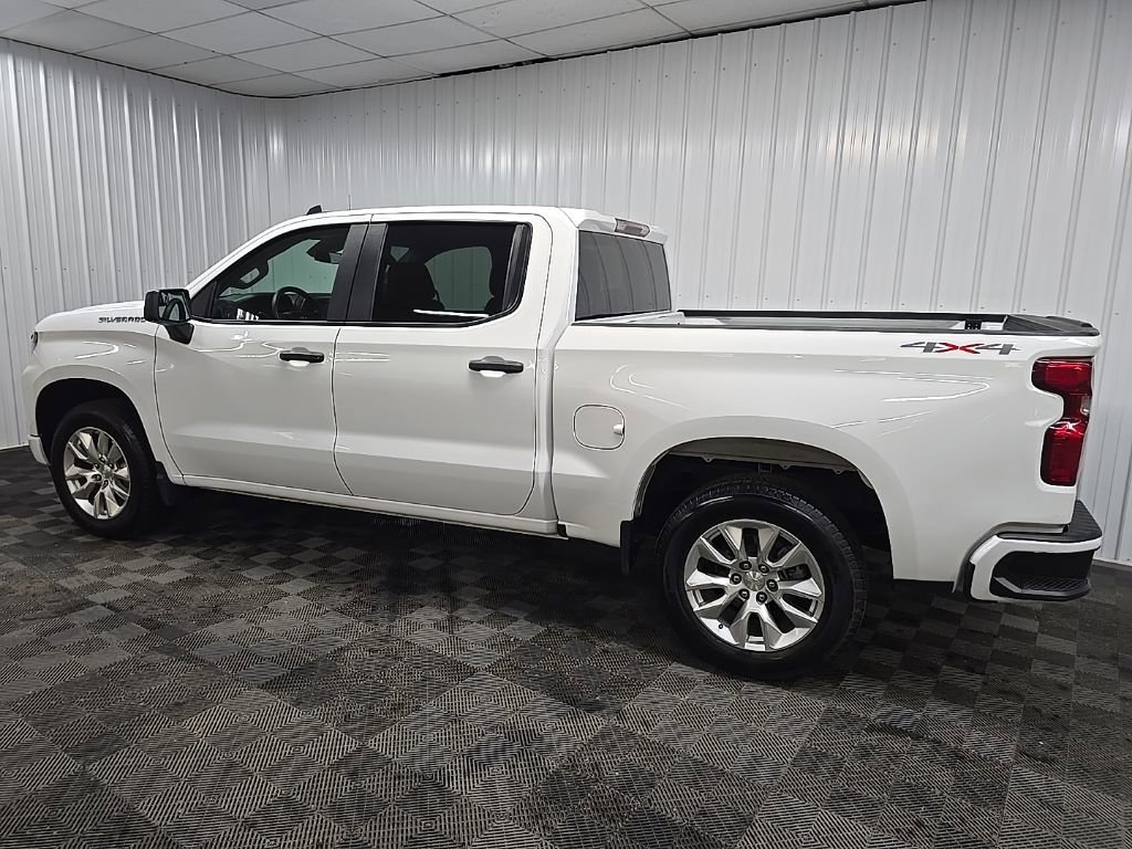 Used 2024 Chevrolet Silverado 1500 Custom image 4