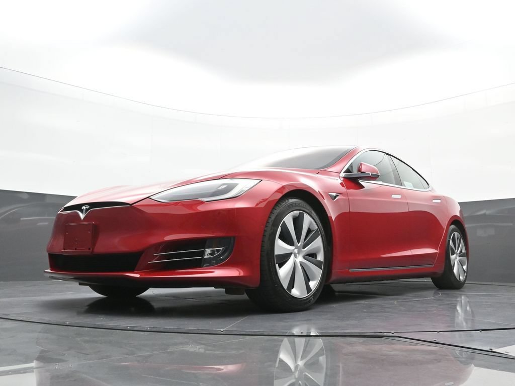 Used 2021 Tesla Model S Performance AWD/4WD image 23