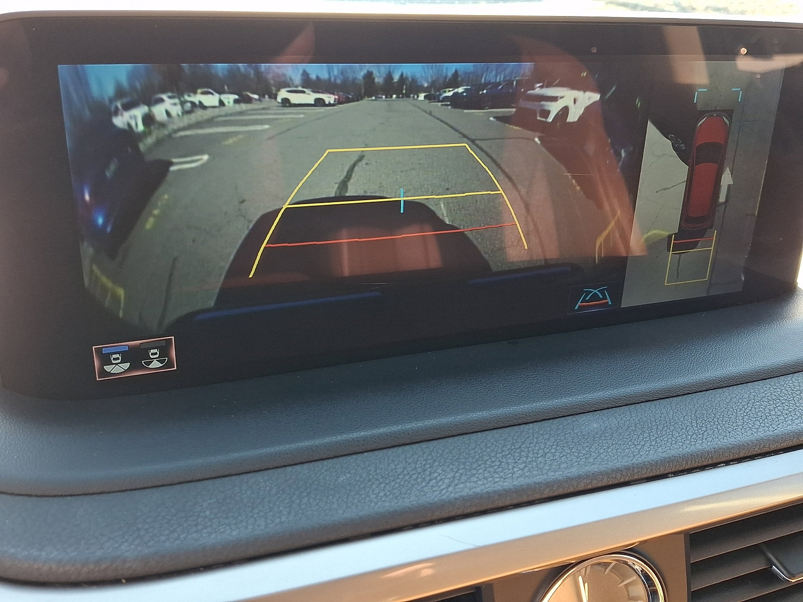 Certified 2022 Lexus RX 450h AWD w/ Luxury Package image 19