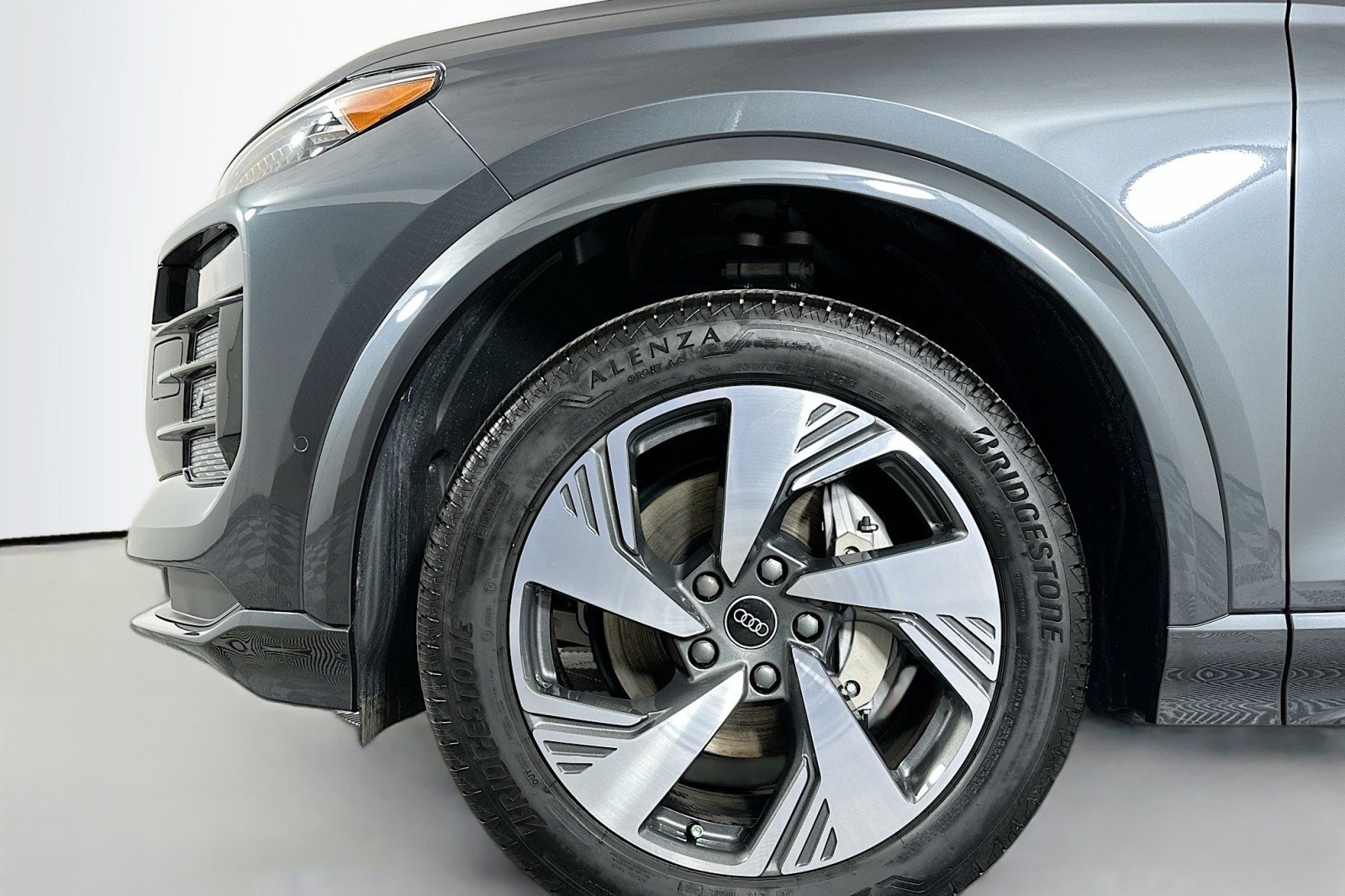 Used 2025 Audi Q6 e-tron Premium Plus w/ Premium Plus image 12