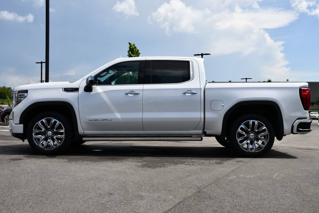 Used 2023 GMC Sierra 1500 Denali w/ Denali Reserve Package AWD/4WD image 6
