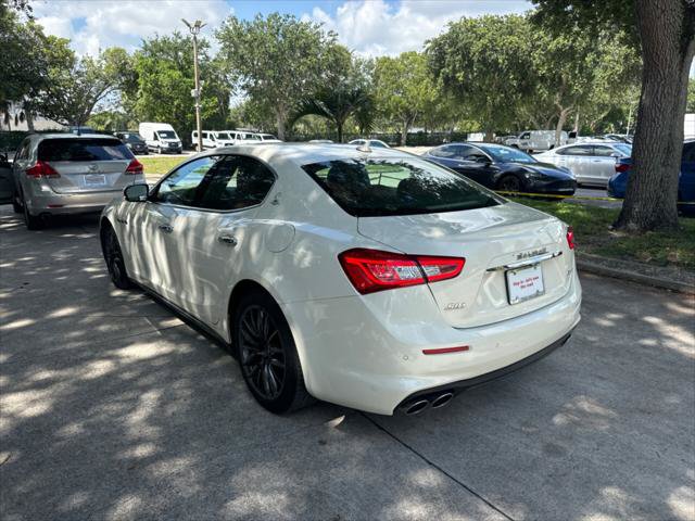 Used 2018 Maserati Ghibli S Q4 AWD/4WD image 9