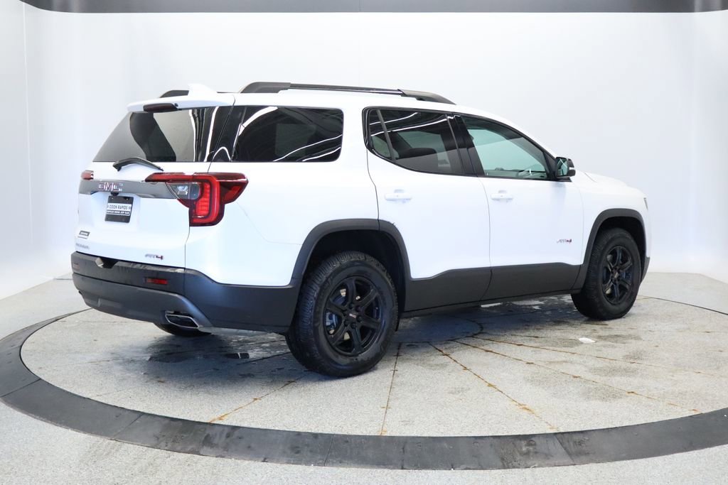 Used 2022 GMC Acadia AT4 w/ Technology Package AWD/4WD image 6