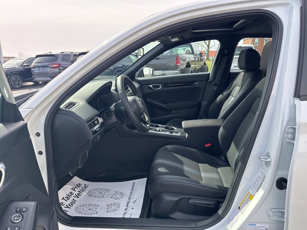 Used 2026 Honda Civic Sport image 31