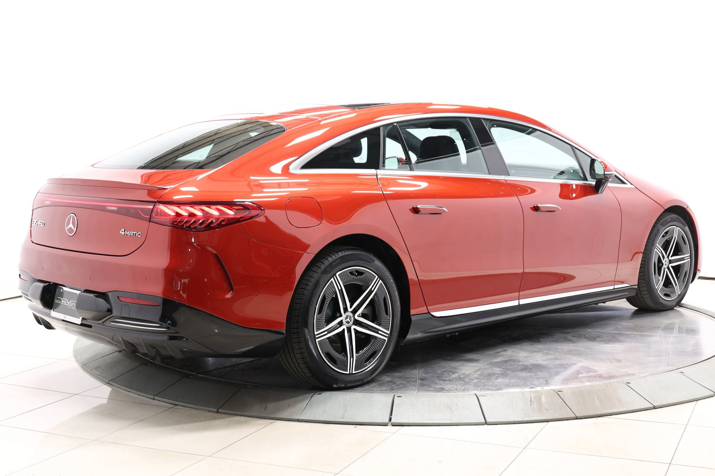 Used 2023 Mercedes-Benz EQS 450+ 4MATIC Sedan image 4