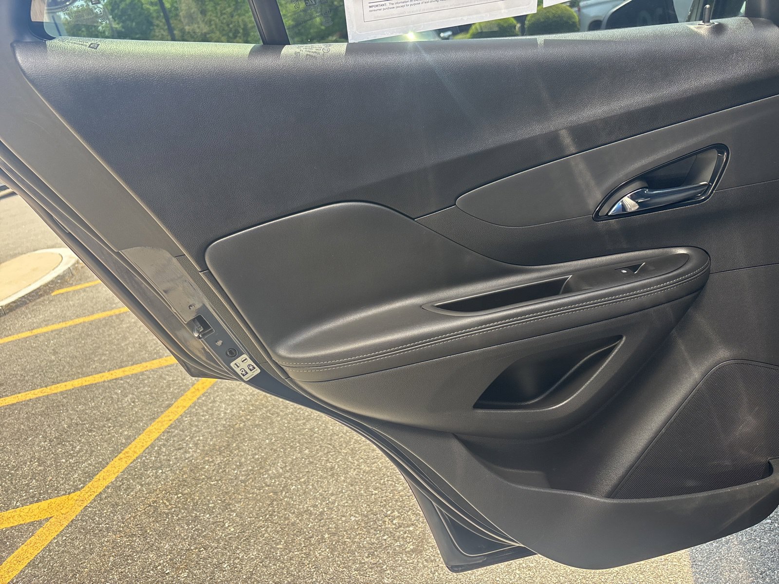 Used 2022 Buick Encore Preferred w/ Safety Package AWD/4WD image 41