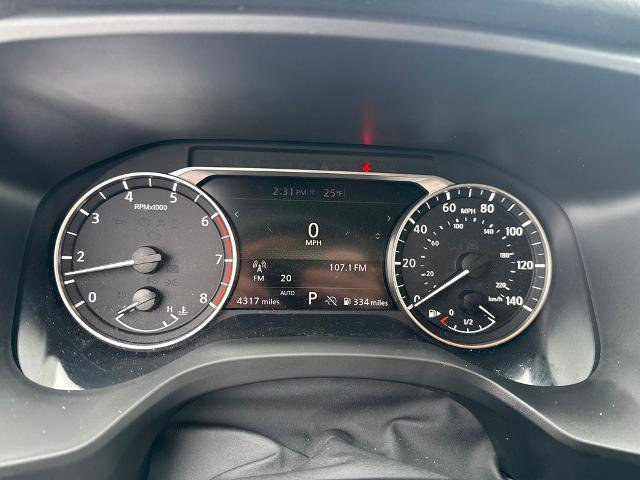 Certified 2025 Nissan Rogue SV image 26