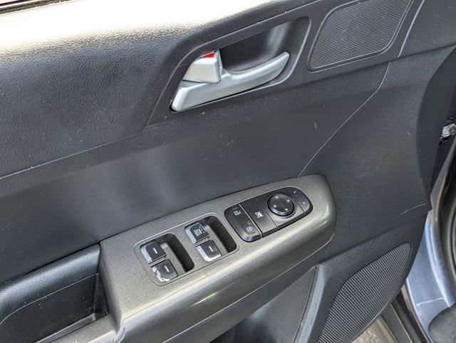 Used 2019 Kia Sportage LX image 11