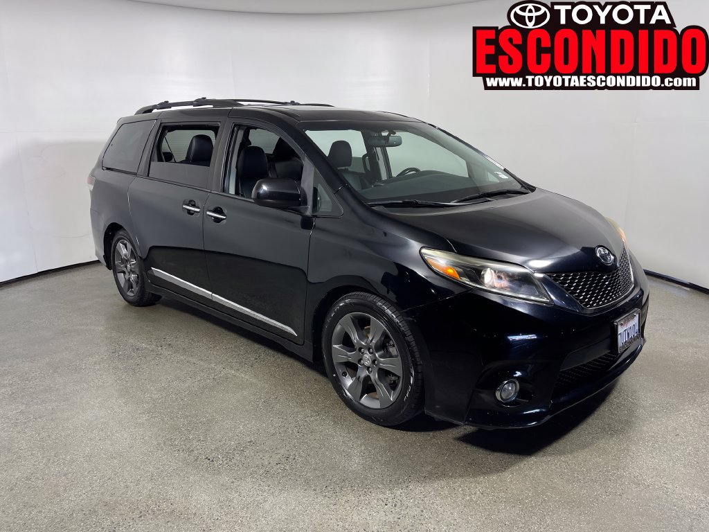 Used 2016 Toyota Sienna SE Premium