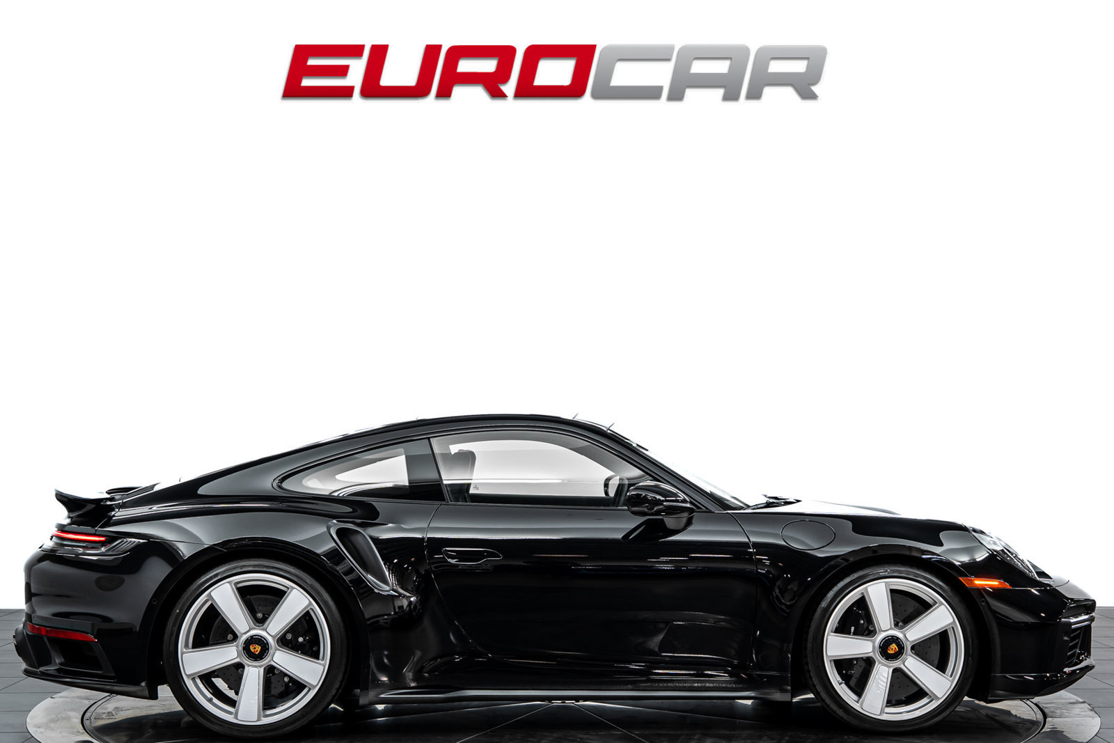 Used 2025 Porsche 911 Turbo S AWD/4WD image 6