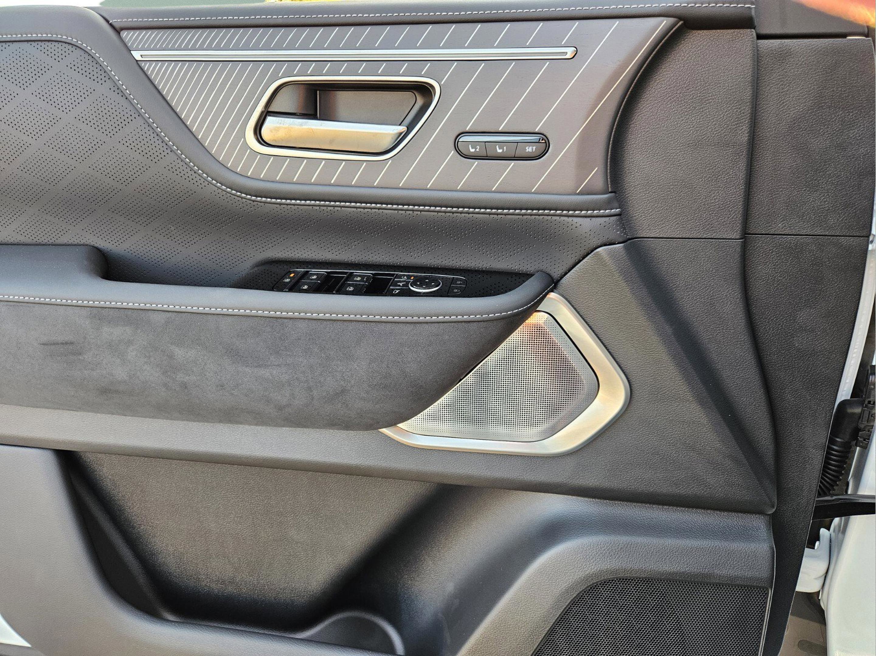 New 2026 INFINITI QX80 Autograph image 21