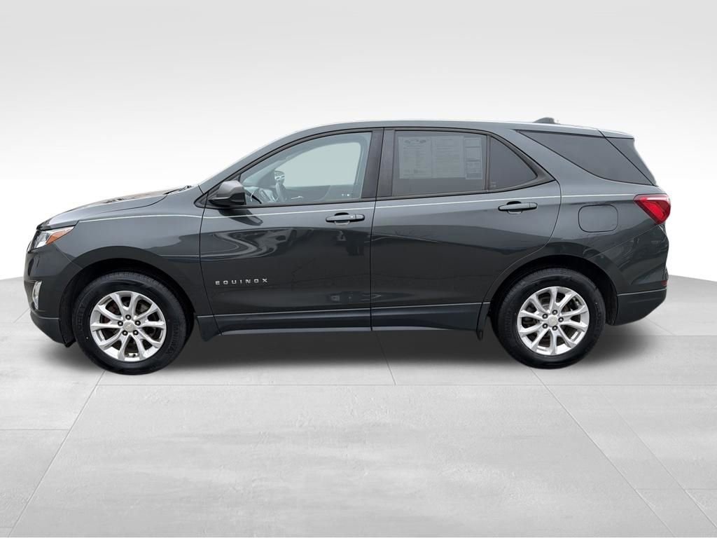 Used 2020 Chevrolet Equinox LS w/ LS Convenience Package image 4