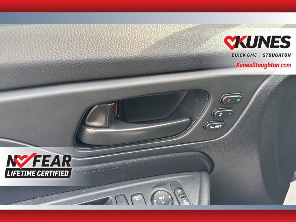 Used 2025 Honda Odyssey Sport-L image 24