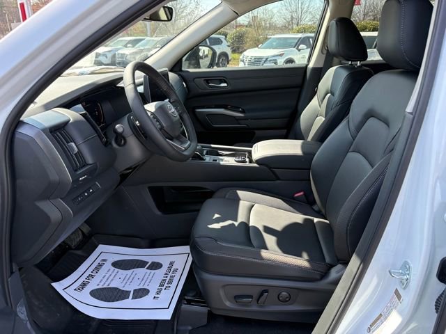 New 2026 Nissan Pathfinder SL AWD/4WD image 12