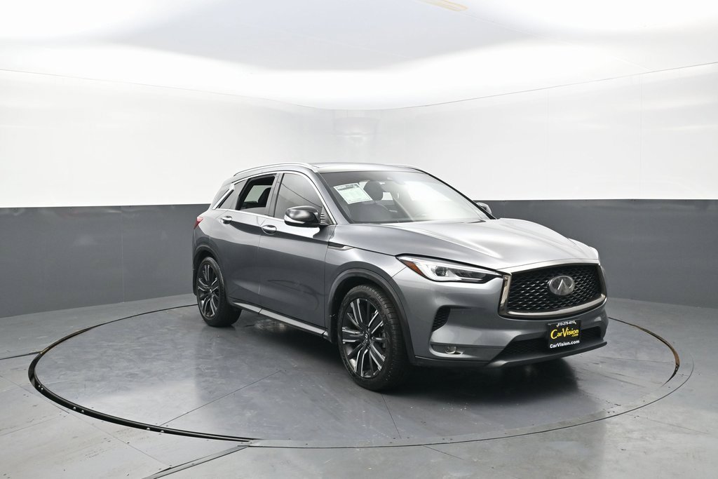 Used 2021 INFINITI QX50 Luxe w/ Appearance Package image 3