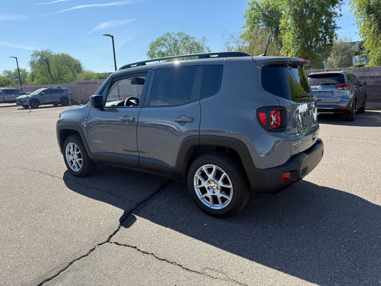 Used 2022 Jeep Renegade Latitude w/ Convenience Group image 7